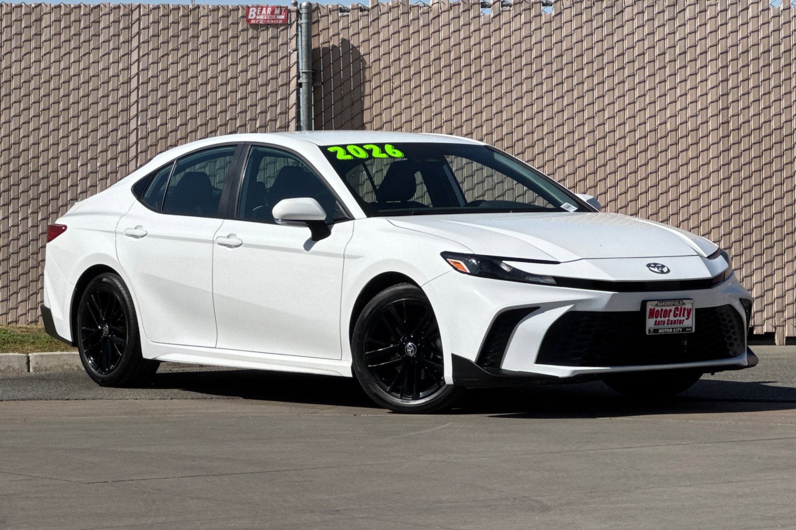 Used 2026 Toyota Camry SE FWD image 2