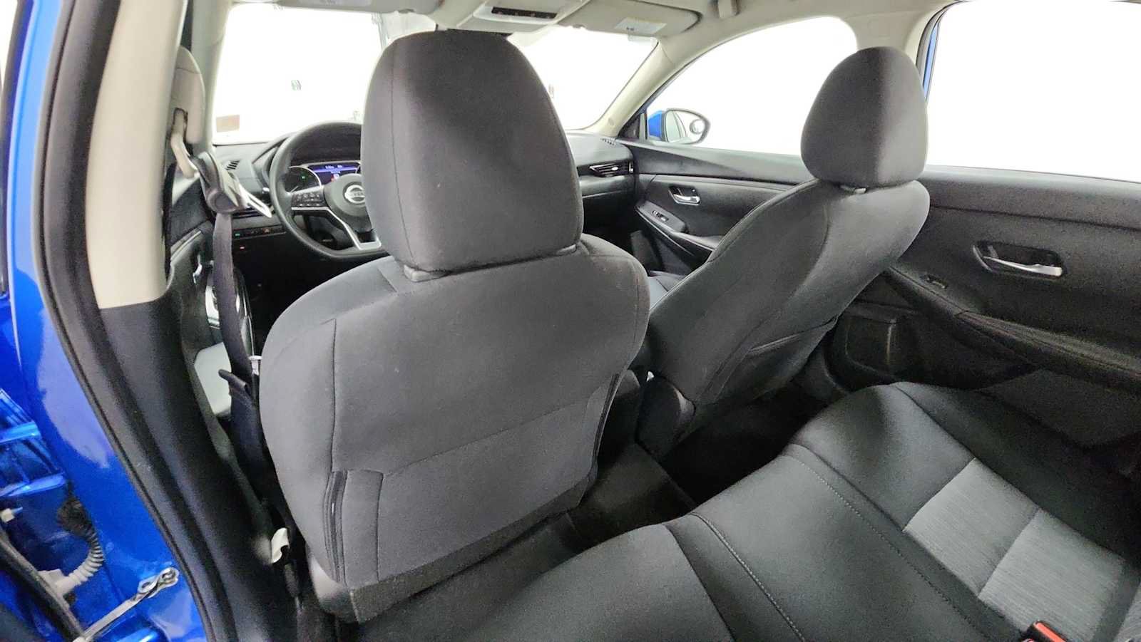 Used 2023 Nissan Sentra SV FWD image 24