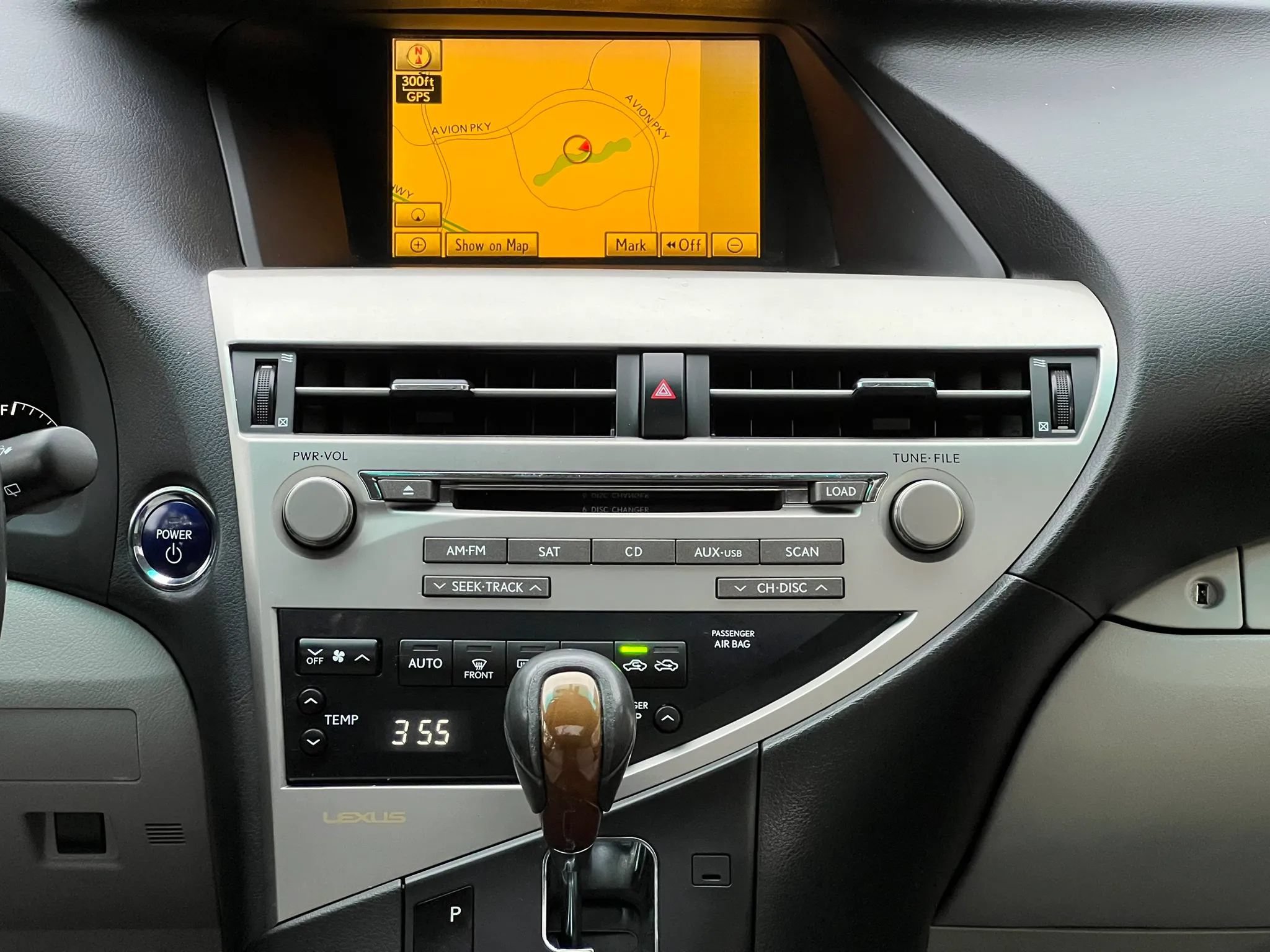 Used 2010 Lexus RX 450h AWD image 25