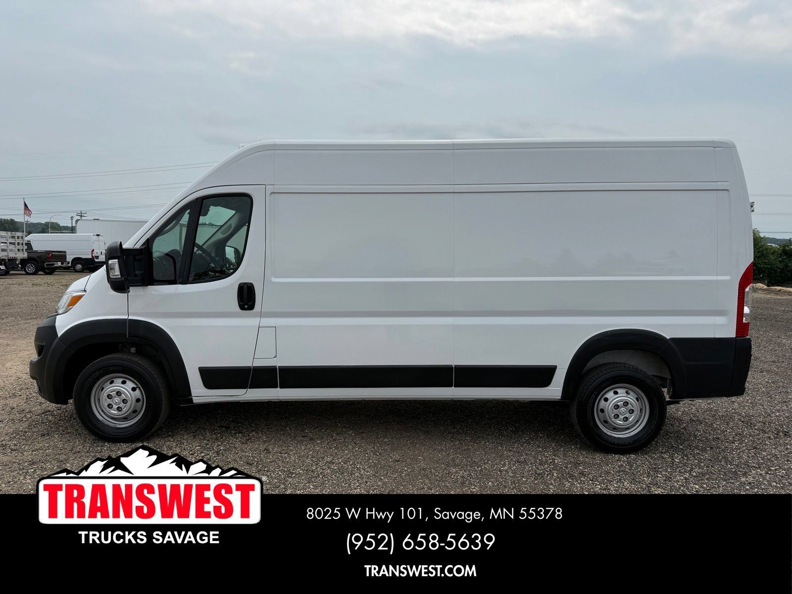 Used 2023 RAM ProMaster 2500 FWD image 2