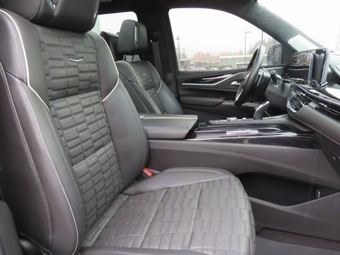 Used 2023 Cadillac Escalade V image 45