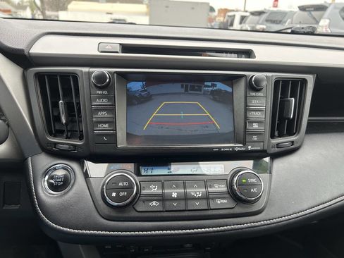 Used 2017 Toyota RAV4 Limited image 18