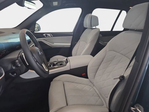 New 2026 BMW X5 xDrive40i w/ Premium Package AWD/4WD image 12