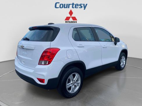 Used 2019 Chevrolet Trax LS image 6