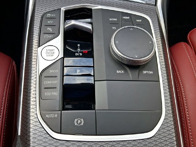 Used 2025 BMW M340i w/ Premium Package RWD image 24