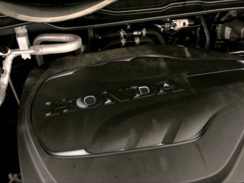Used 2025 Honda Odyssey Touring image 32