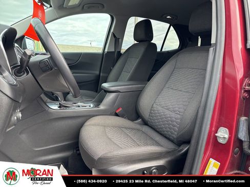 Used 2020 Chevrolet Equinox LT w/ Driver Convenience Package FWD image 13