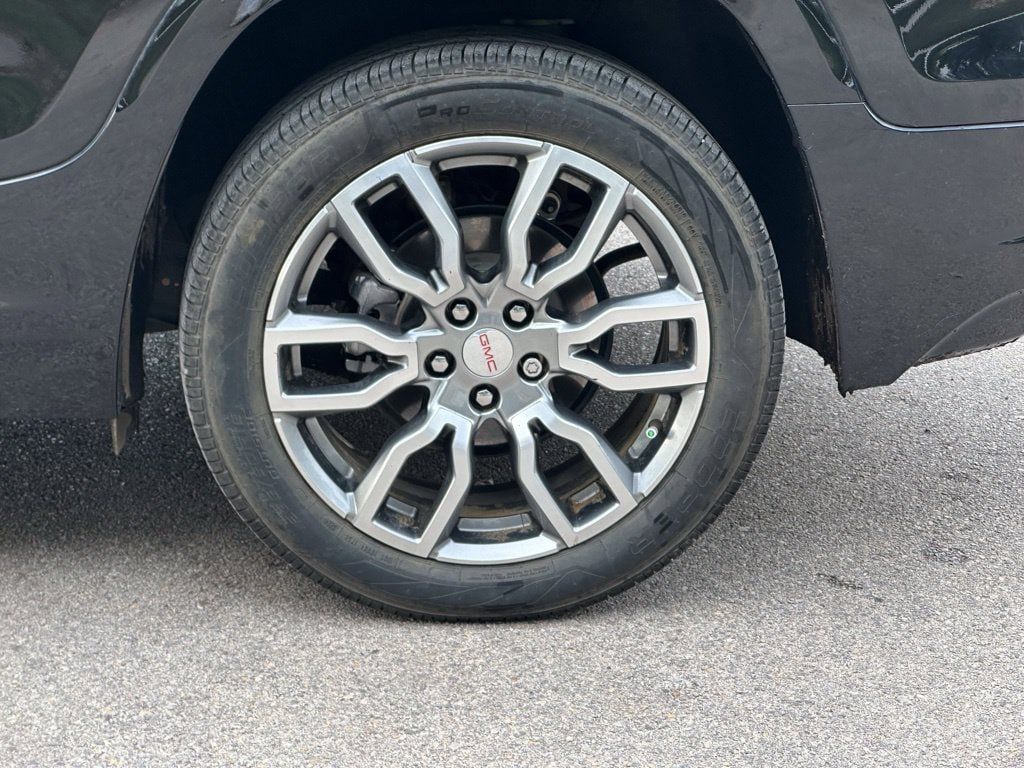 Used 2023 GMC Terrain Denali w/ LPO, Floor Liner Package AWD/4WD image 29