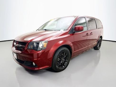 Used 2020 Dodge Grand Caravan GT image 3