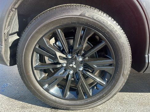 Used 2024 Mitsubishi Eclipse Cross LE image 33
