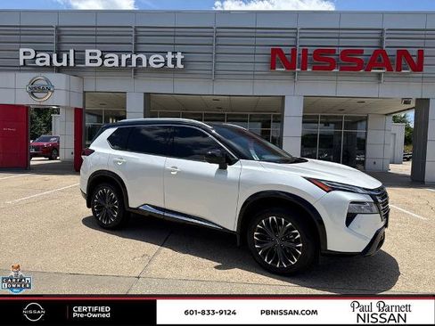 Certified 2024 Nissan Rogue Platinum w/ Platinum Premium Package FWD image 1