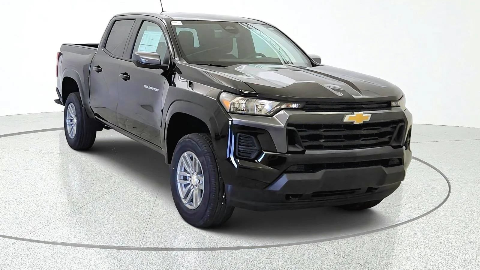 New 2026 Chevrolet Colorado LT w/ Advanced Trailering Package AWD/4WD image 2