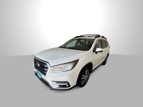 Used 2019 Subaru Ascent Limited w/ Popular Package #3 AWD/4WD image 4