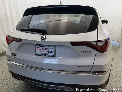 Used 2025 Acura MDX SH-AWD image 6