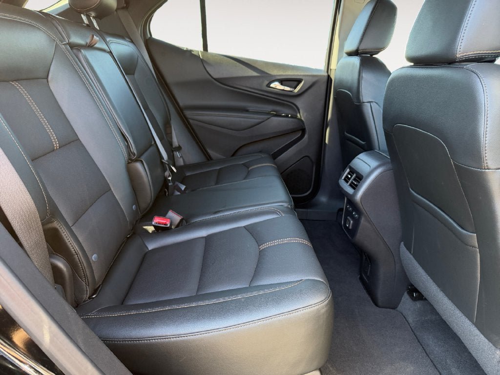 Certified 2024 Chevrolet Equinox Premier AWD/4WD image 23