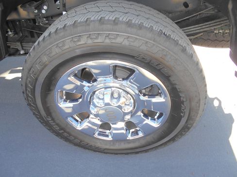 Used 2025 Ford F250 King Ranch w/ Chrome Package image 13