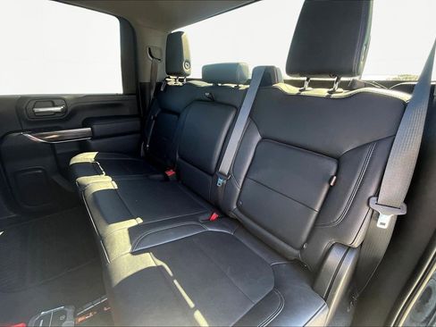 Used 2021 Chevrolet Silverado 2500 LTZ image 24