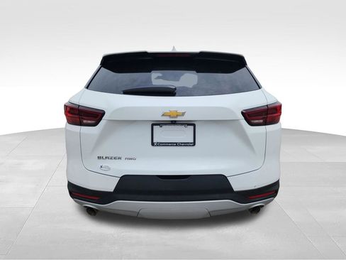 Used 2023 Chevrolet Blazer LT AWD/4WD image 8