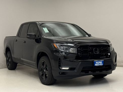New 2026 Honda Ridgeline Black Edition image 4