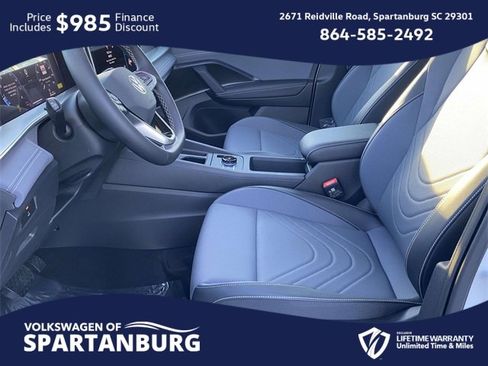 New 2026 Volkswagen Tiguan SE image 14