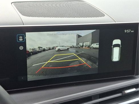 Used 2025 Hyundai Santa Fe XRT image 18