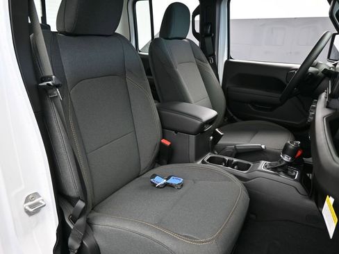 New 2026 Jeep Gladiator Sport image 38