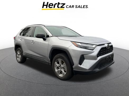 Used 2025 Toyota RAV4 LE image 1