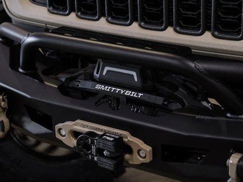 Used 2025 Jeep Gladiator Rubicon w/ Safety Group image 24