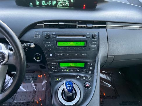 Used 2010 Toyota Prius Five image 29