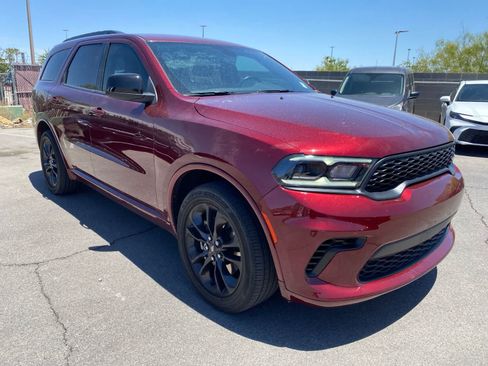 Used 2025 Dodge Durango GT w/ Blacktop Package RWD image 3