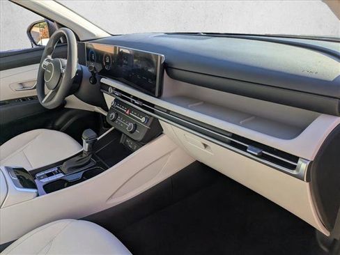 New 2026 Hyundai Tucson SE image 22