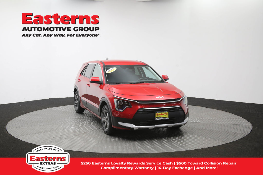 Used 2025 Kia Niro LX FWD image 50