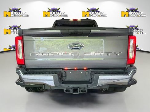 Used 2023 Ford F450 XLT w/ FX4 Off-Road Package AWD/4WD image 5