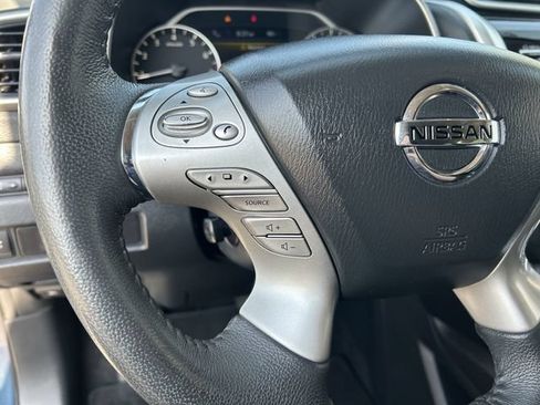 Used 2015 Nissan Murano Platinum w/ Platinum Technology Package FWD image 25