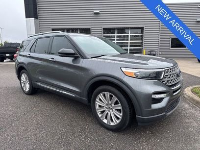 Used 2023 Ford Explorer Limited w/ Limited Technology Package