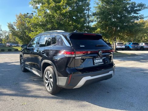 New 2026 Volkswagen Tiguan S image 5