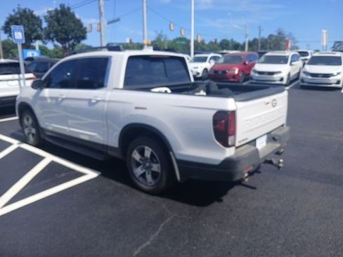 Certified 2025 Honda Ridgeline RTL image 6