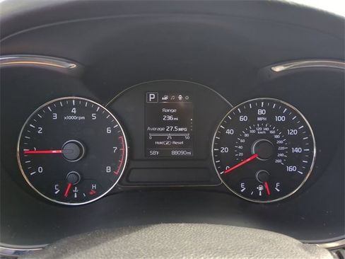 Used 2017 Kia Forte EX image 30