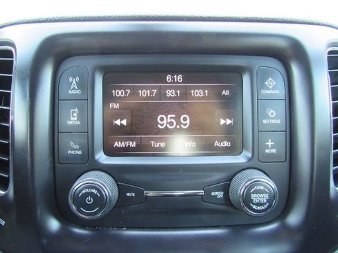 Used 2018 Jeep Compass Sport image 37