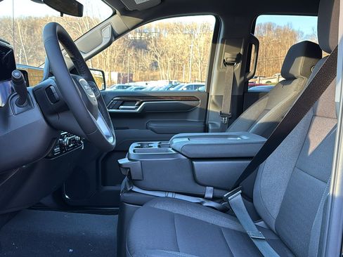 New 2026 GMC Sierra 1500 Elevation image 8