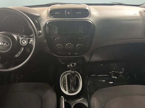 Used 2015 Kia Soul FWD image 14