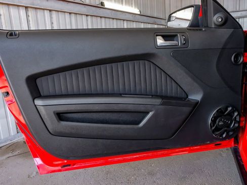 Used 2012 Ford Mustang Boss 302 w/ Boss 302 Accessory Pkg image 36