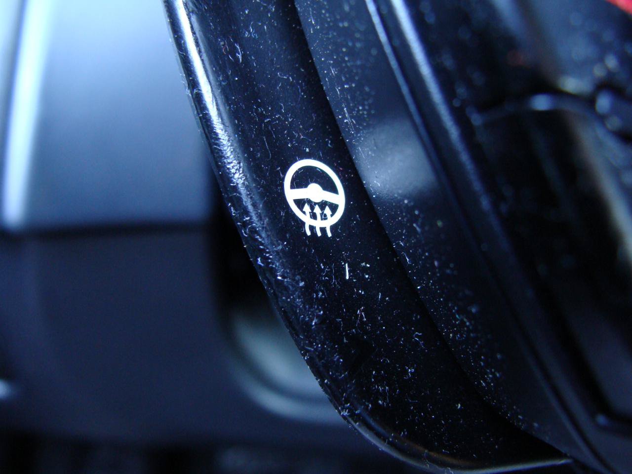 Used 2014 Jaguar XJ R RWD image 30
