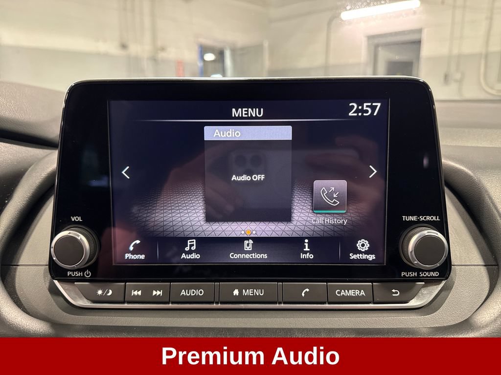 Used 2024 Nissan Rogue SV AWD/4WD image 11