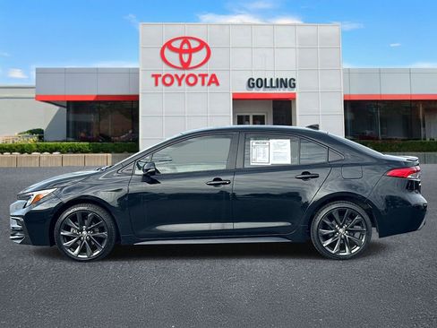 Used 2024 Toyota Corolla SE FWD image 2