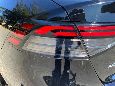 Used 2024 Honda Accord LX image 28