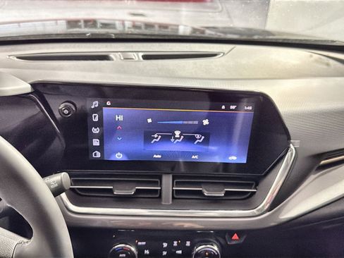 New 2026 Chevrolet Trax ACTIV w/ Sunroof Package image 20