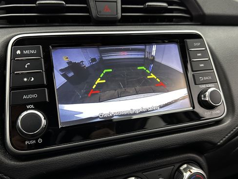 Used 2023 Nissan Versa S w/ Trunk Package image 17