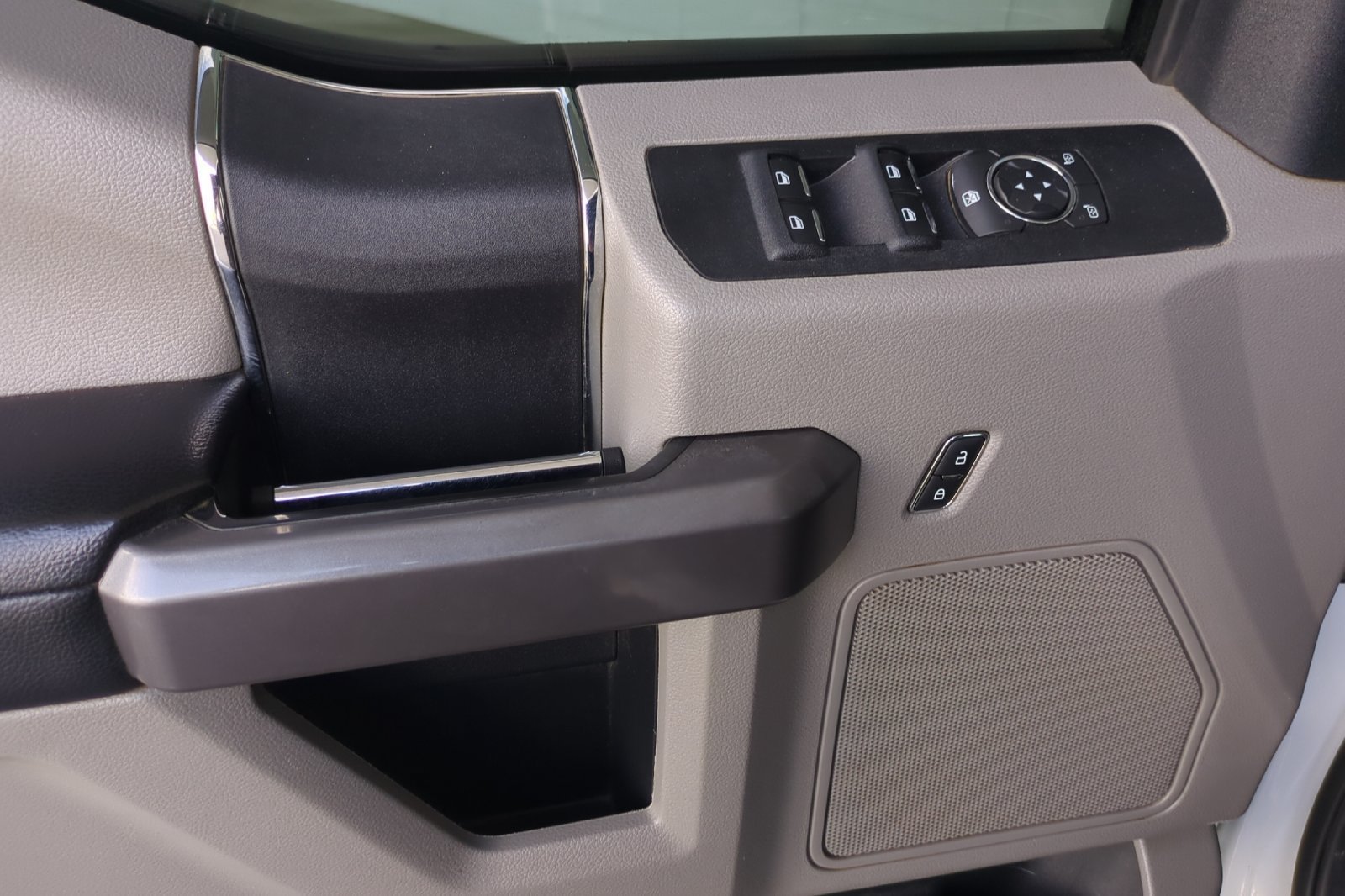 Used 2020 Ford F250 XLT w/ XLT Value Package AWD/4WD image 10