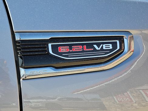 Used 2025 GMC Sierra 1500 AT4 AWD/4WD image 6